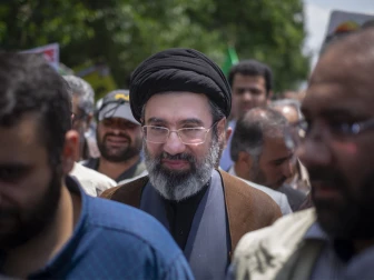 آیت اللہ خامنہ ای کے بیٹے مجتبیٰ کے بارے میں متضاد اطلاعات تھیں