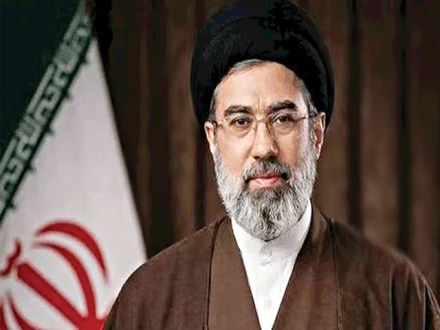 ایران اس وقت 2 عالمی دہشت گرد افواج کیخلاف تاریخی مزاحمت کر رہا ہے؛ سپریم لیڈر 