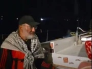 گلوبل صمود فلوٹیلا کے گرفتار کارکنان میں گریٹا تھنبرگ اور سابق سینیٹر مشتاق احمد بھی شامل