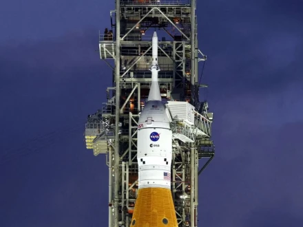 50 سال بعد انسان کی پھر چاند کی طرف اڑان، ناسا کا تاریخی مشن روانہ