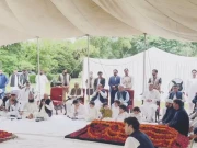 وزیراعظم شہباز شریف اور صدر مسلم لیگ (ن)  نواز شریف کی آبائی قبرستان آمد 