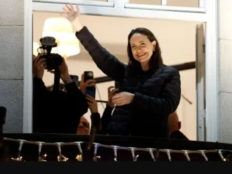 امن کا نوبیل انعام جیتنے والی وینزویلین سیاستدان ایک سال روپوشی کے بعد منظر عام پر آگئیں 