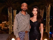 نورا فتیحی کے سالگرہ ڈریس نے سوشل میڈیا پر دھوم مچا دی