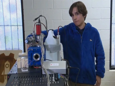 امریکا: نیوکلیئر فیوژن کا عمل کرنے والا 12 سالہ طالبعلم