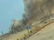 سعودی عرب کی راس تنورہ ریفائنری پر ایرانی ڈرون حملہ، آگ بھڑک اٹھی