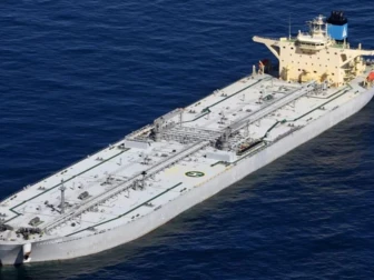 امریکا کا بڑا ایکشن! وینزویلا کے قریب تیل بردار جہاز پر قبضہ کرلیا