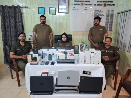 راولپنڈی؛ بیرون ملک سے آنے والے شہریوں کو لوٹنے والا 3 رکنی گینگ گرفتار