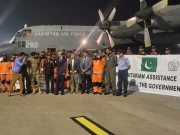 پاکستان کی امدادی ٹیم سی 130 طیارے کے ذریعے کولمبو پہنچ گئی