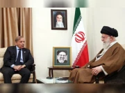 امت مسلمہ رہنمائی کے لیے آپ کی طرف دیکھتی ہے، وزیراعظم کی ایرانی سپریم لیڈر سے ملاقات