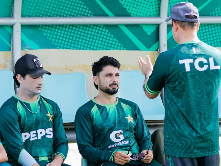 آسٹریلیا کیخلاف قومی اسکواڈ میں شامل کھلاڑی عید کہاں منائیں گے؟