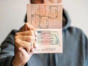 جعلی دستاویزات پر ویزا حاصل کرنے والے مسافر کو آف لوڈ کر دیا گیا