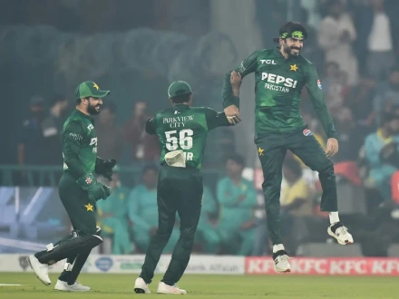 ٹی ٹوئنٹی ورلڈ کپ کیلیے پاکستانی امیدوں کا چراغ پھر روشن ہونے لگا