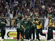 محمد نواز کی تباہ کن بولنگ کی بدولت پاکستان نے تین ملکی ٹی 20 سیریز جیت لی