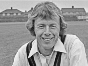 انگلینڈ کے سابق ٹیسٹ فاسٹ بولر پیٹر لیور انتقال کرگئے