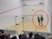 پاکستانی اسکواش کھلاڑی کی شکست پر مخالف کھلاڑی سے مار پیٹ