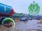 کراچی: یونیورسٹی روڈ کی بدترین زبوں حالی پر جماعت اسلامی اور سندھ حکومت آمنے سامنے