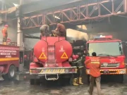 پشاور: انڈسٹریل اسٹیٹ حیات آباد کے کارخانے میں لگنے والی آگ پر قابو پالیا گیا