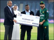   سلمان علی آغا نے رنر اپ کا چیک وصول کرکے کیوں پھینکا؟ حقیقت سامنے آگئی