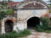 لاہور: تاریخی کانا کاچھا ریلوے اسٹیشن ویرانی اور خستہ حالی کے باعث کھنڈرات میں تبدیل