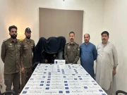 لاہور: لیہ پولیس کی بڑی کارروائی، غیر ملکی نان کسٹم سگریٹ کی اسمگلنگ ناکام بنا دی