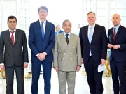 خطے میں ٹرانزٹ ٹریڈ کیلیے پاکستان کو قابل اعتبار اور مؤثر اقتصادی راہداری بنائیں گے، وزیراعظم