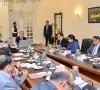 فیول سبسڈی؛ وزیراعظم کی انتظامیہ اور پیٹرول پمپ عملے پر مشتمل سہولت ڈیسک قائم کرنے کی ہدایت