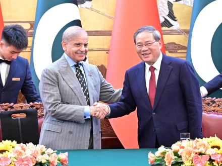 وزیراعظم کی چینی صدر سے ملاقات، ون چائنا پالیسی پر پاکستان کی غیر متزلزل حمایت کا اعادہ