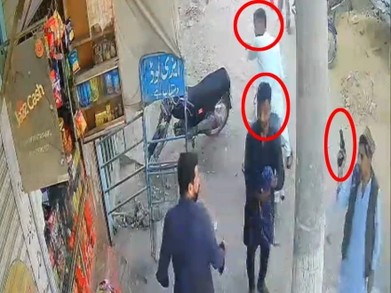 کراچی، کانسٹیبل کو شہید کرنے والا ڈاکو پولیس مقابلے میں ہلاک، ساتھی فرار