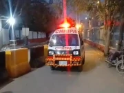 کراچی: دو مبینہ پولیس مقابلوں میں 3 زخمی ڈاکوؤں سمیت 6 ڈکیت گرفتار