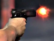 کراچی، ڈاکوؤں کو سادہ لباس پولیس اہلکار سے لوٹ مار مہنگی پڑ گئی