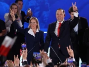 پولینڈ میں ٹرمپ کے حامی اور متنازع مؤرخ کارول ناوروٹسکی نے صدارتی الیکشن جیت لیا