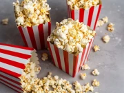 مودی سرکار نے پاپ کارن پر بھی ٹیکس لگا دیا، سوشل میڈیا پر میمز کا طوفان