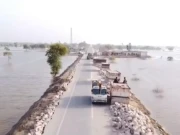 وزیراعلیٰ پنجاب کی ہدایت پر سیلاب متاثرہ علاقوں میں سڑکوں کی بحالی شروع