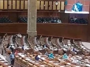 ’یہ ایوان ہے منڈی نہیں‘: پنجاب اسمبلی کے ڈپٹی اسپیکر نے حکومتی رکن کو اجلاس سے باہر نکال دیا