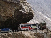 ضلعی انتظامیہ اور واپڈا حکام کے مظاہرین سے مذاکرات کے بعد شاہراہ قراقرم پر عارضی طور ٹریفک بحال