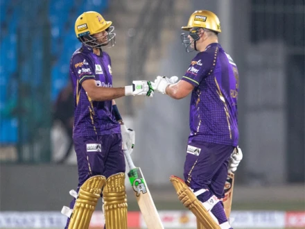 پی ایس ایل 11: کوئٹہ گلیڈی ایٹرز نے لاہور قلندرز کو 6 وکٹوں سے شکست دیدی