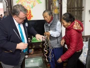 ویتنامی شہری نے دنیا کے لمبے ترین ناخنوں کا اعزاز حاصل کرلیا