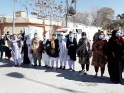 کوئٹہ کے ریڈ زون میں کنٹریکٹ نرسز کا تنخواہوں کی عدم ادائیگی پر حکومت کے خلاف دھرنا