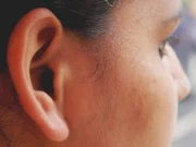 کان کا میل اور پسینے کی بو میں عجیب و غریب تعلق