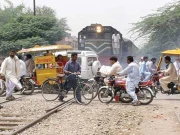 ملک میں 55 فیصد ریلوے کراسنگز پھاٹک سے محروم، حادثات میں اضافہ