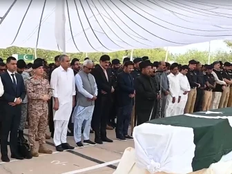 کراچی دہشت گرد حملے میں شہید رینجرز جوانوں کی نمازِ جنازہ ادا