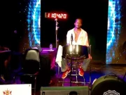 31 گھنٹے تک اسٹیل پین بجانے کا انوکھا ریکارڈ