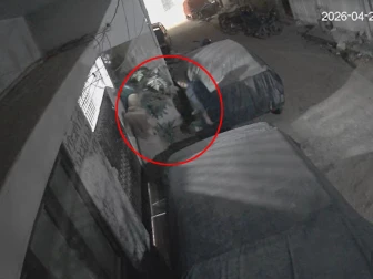 کراچی؛ ڈاکٹر کے گھر میں ڈکیتی کی واردات کی سی سی ٹی وی فوٹیج سامنے آگئی