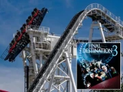 رولر کوسٹر 130 فٹ بلندی پر معلق، دیکھنے والوں کو فائنل ڈسٹینشن کا خوفناک حادثہ یاد آگیا