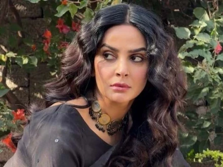 صبا قمر نے ڈراما سیٹ پر پیش آنے والا خوفناک اور پراسرار واقعہ سنا دیا