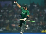 پہلے دباؤ میں رہتا تھا، اب کرکٹ کو انجوائے کرتا ہوں، صاحبزادہ فرحان