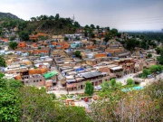 مسلم کالونی میں غیر قانونی تعمیرات کیخلاف آپریشن، 200 ارب مالیت کی سرکاری اراضی واگزار