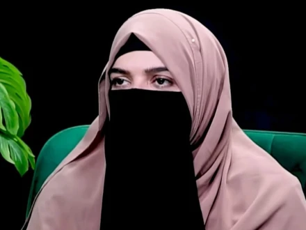 دینی راستہ اختیار کرنے کے باوجود طلاق ہونے پر سارہ چوہدری کا ردعمل وائرل