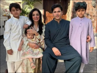 ’بچوں کی پرورش صرف ماں کی ذمے داری نہیں‘، ثروت گیلانی کا والدین کے کردار پر اظہار خیال