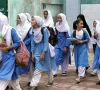 پنجاب میں 3 ماہ بعد تعلیمی سرگرمیوں کا آغاز ہو گیا، سڑکوں پر ٹریفک کا دباؤ بڑھنے لگا